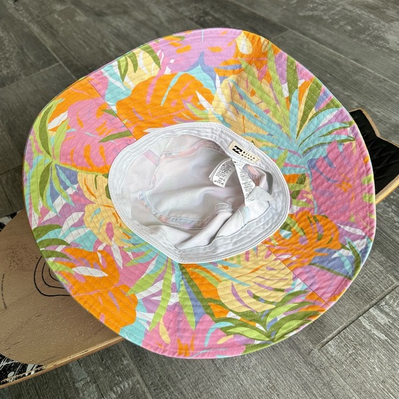 🔥🔥BILLABONG - TIME TO SHINE BUCKET HAT🔥🔥 - Picture 4 of 4